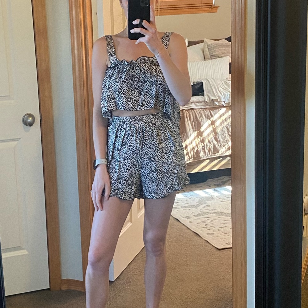 2 piece set